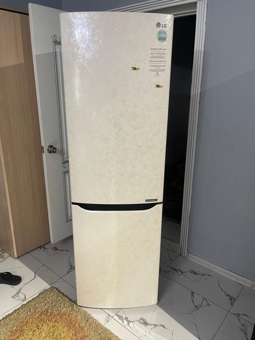 Холодильник и морозильник