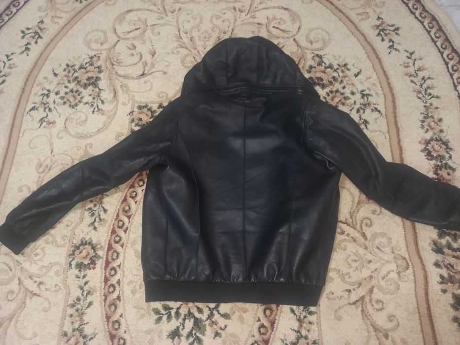 Продам кожанку туретьский