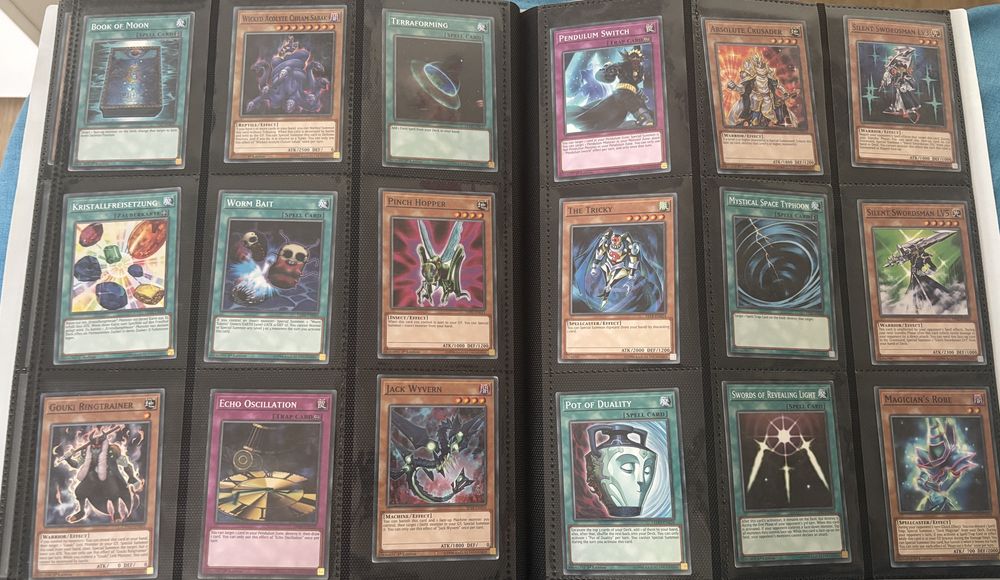 Yu-gi-oh  карти