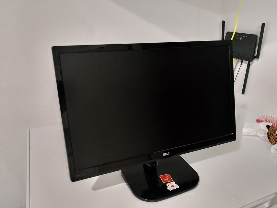 Монитор ips   LG