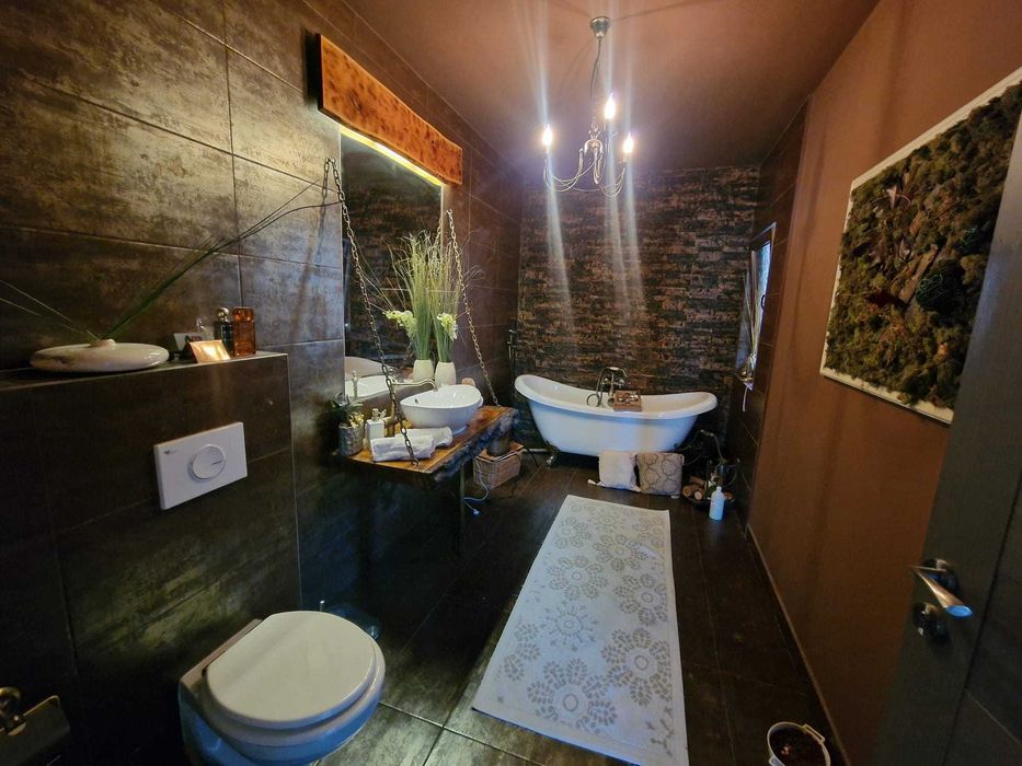 Vand Casa strada Narciselor /Floreşti