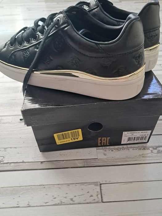 Sneakers Guees damă!Mărimea 38!