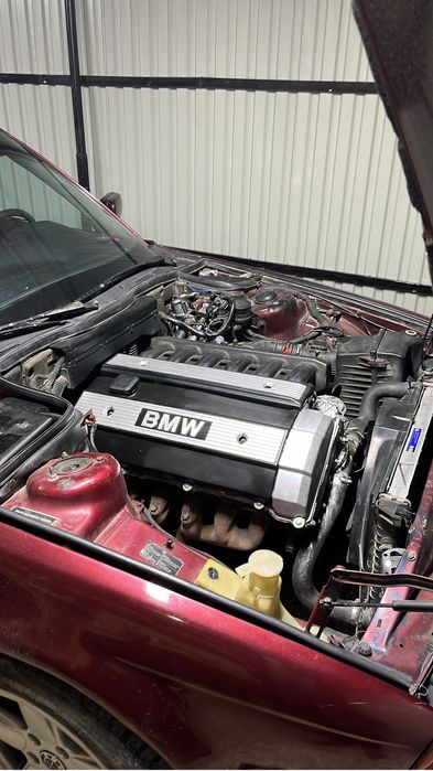 Мотор бмв м50б20