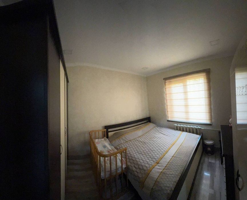 Продается срочно  с ремонтом с парковкой + подвал+ огород карасу 2к