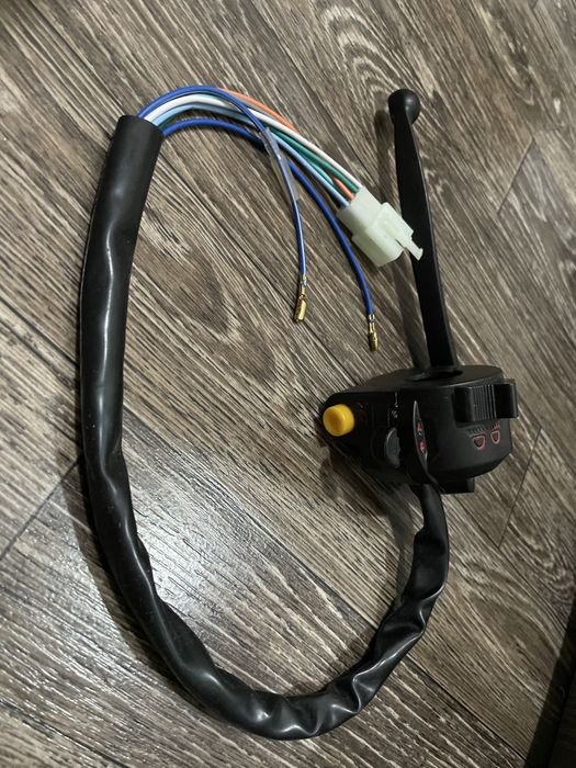 Левая ручка (Пульт) новый