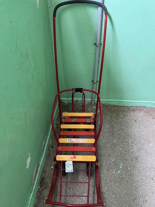 Продам санки на колёсах