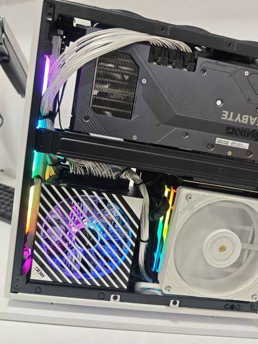 Carcasa ITX Fractal Ridge