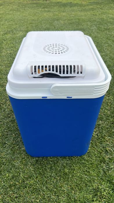 Хладилна чанта 30 L  12V