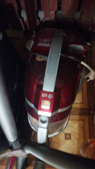 Пылесос б/у 2 штуки