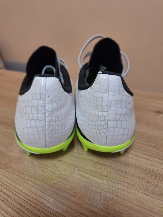 Детски бутонки adidas Predator