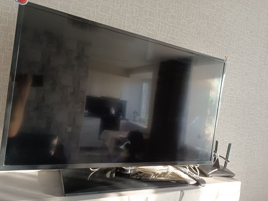 Продам телевизор