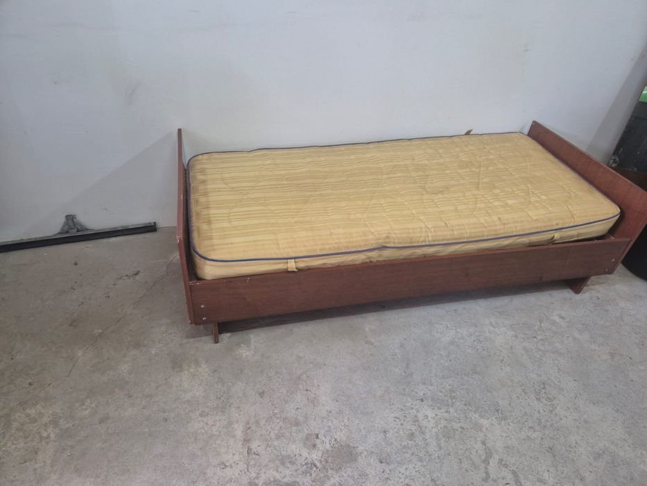 Кровать одноместная