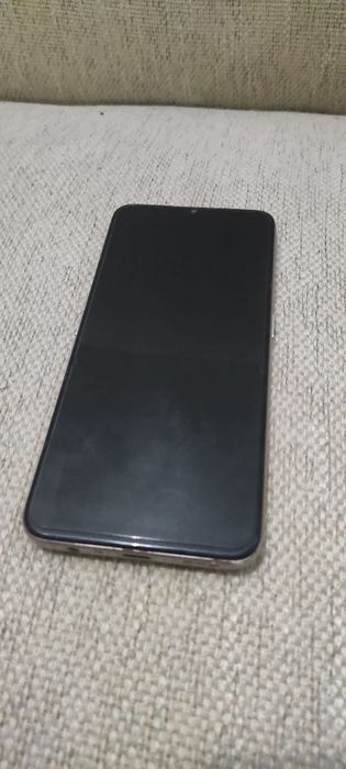 Продам срочно телефон oppo a5 2020