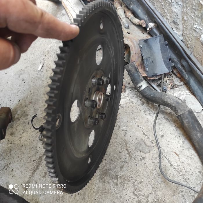 Продам венец на Мазда 626 птичка автомат