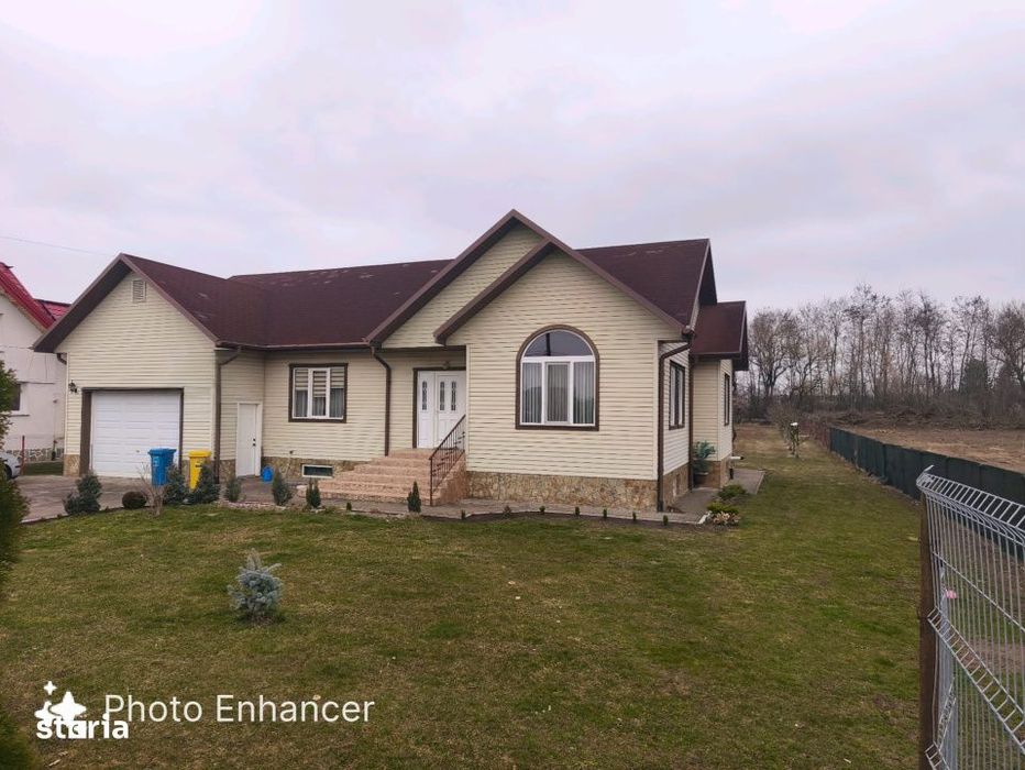 Casa in stil american, 120mp, 2450mp teren, Radauti