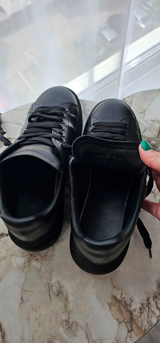 Vand adidași Alexander Mcqueen cumpărați din bazar Istanbul marimea 41
