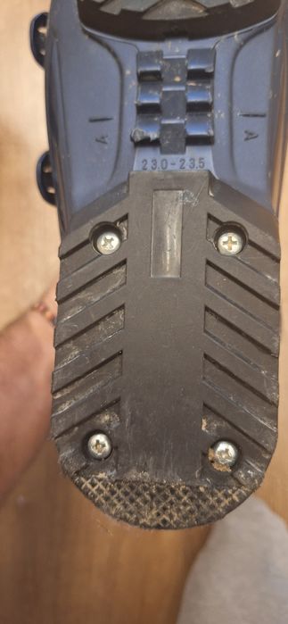 Детски ски обувки 270 мм