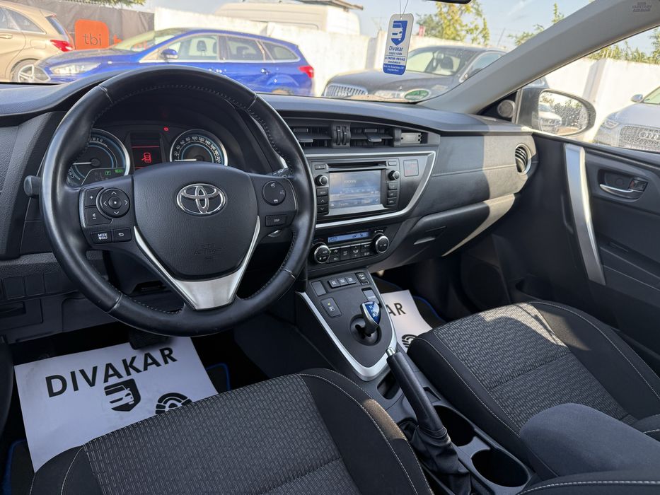 Toyota Auris Hibryd