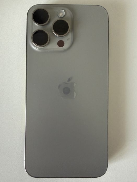 Anunț vânzare iPhone 15 Pro Max – 256GB