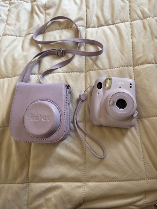 продам instax mini 11