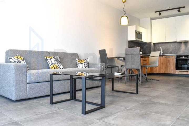 Двустаен апартамент под наем в  кв. Манатирски ливади