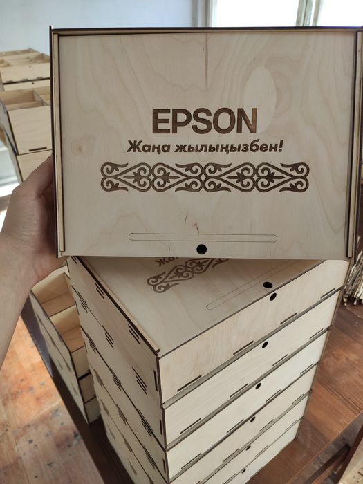 Подарочные деревянные коробки