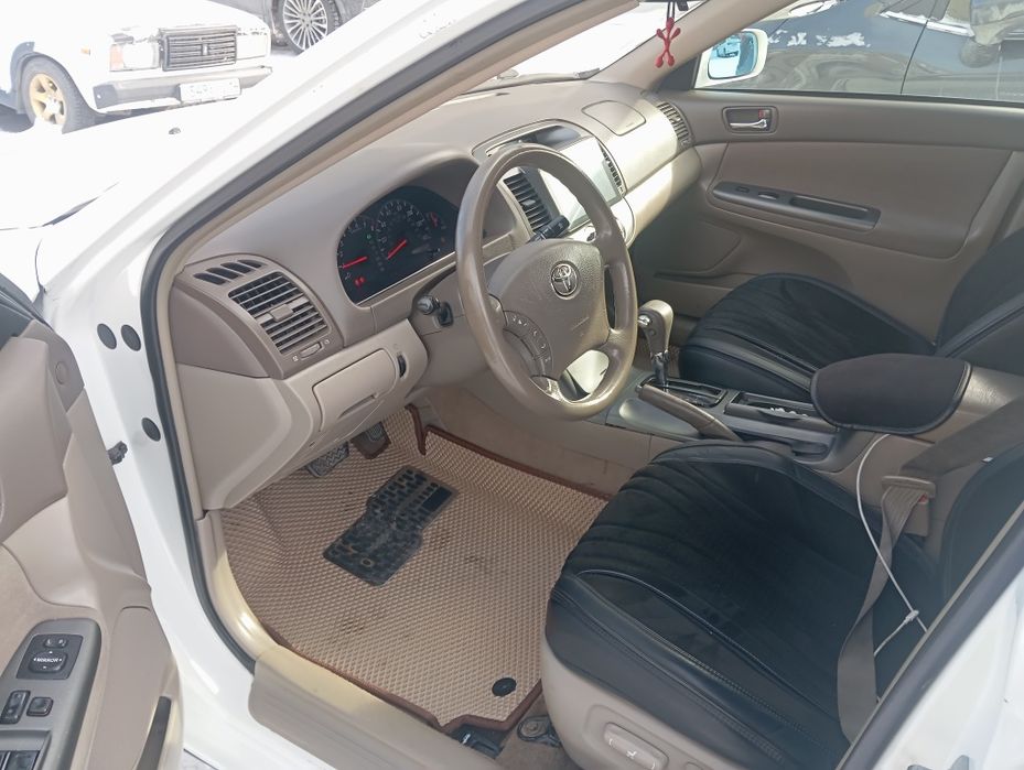 Продам Тойоту камри 35