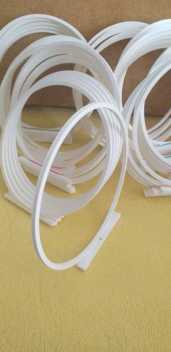 Cercuri de decorat diametru 20cm din plastic surub inclus