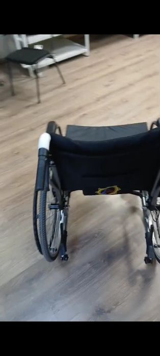 Продам коляску инвалидную