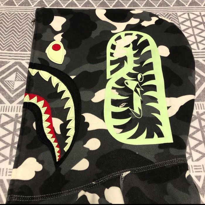 Hanorac BAPE City Camo Half Shark Full Zip