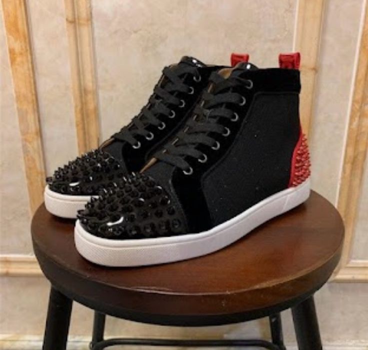 Adidasi louboutin