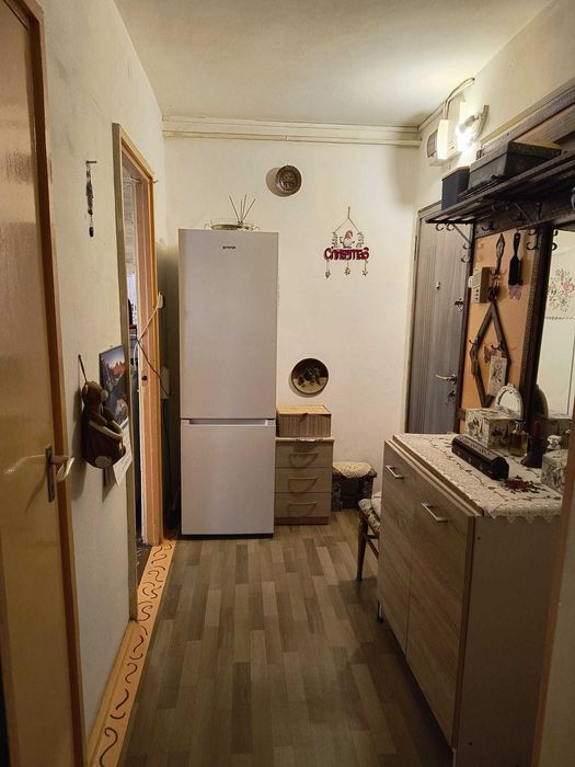 Vand apartament doua camere Brasov, cartier Astra, zona f. buna