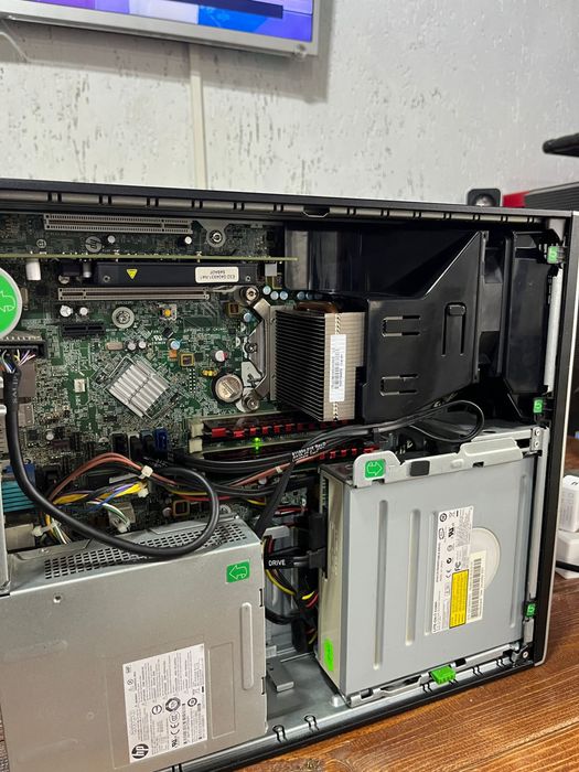 Unitate pc i5 8gb ssd video dedicat