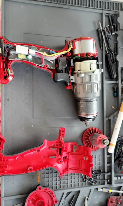 Reparatii-revizii scule profesionale si acumulatori