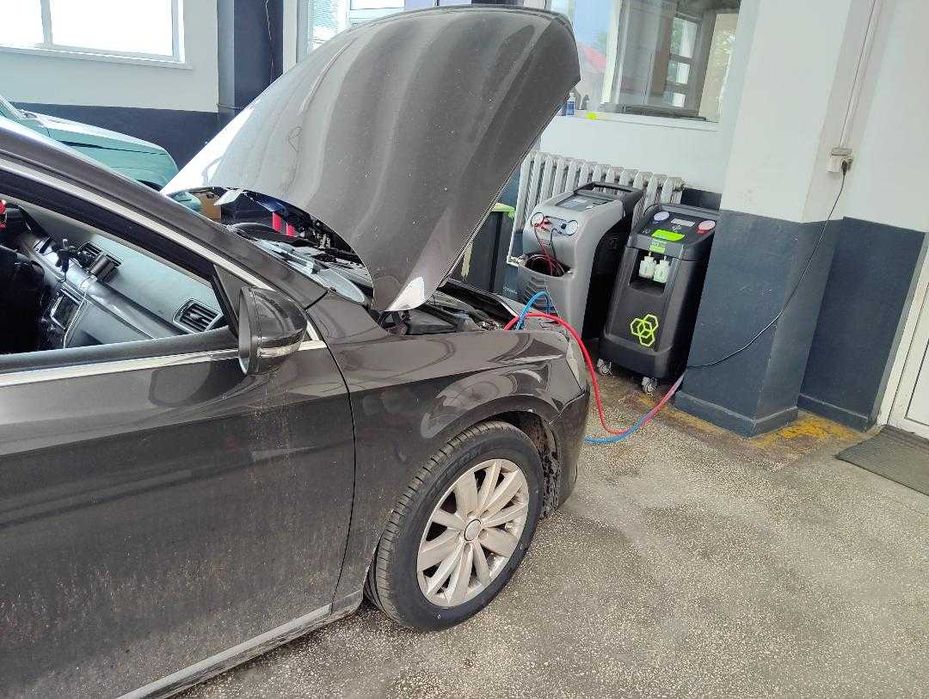 Incarcare aer conditionat auto pt toate tipurile de auto si ambele tipuri de freon
