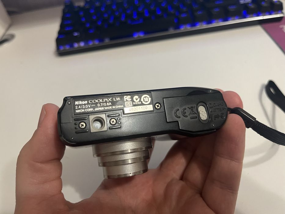 Мыльница Y2K Nikon L16