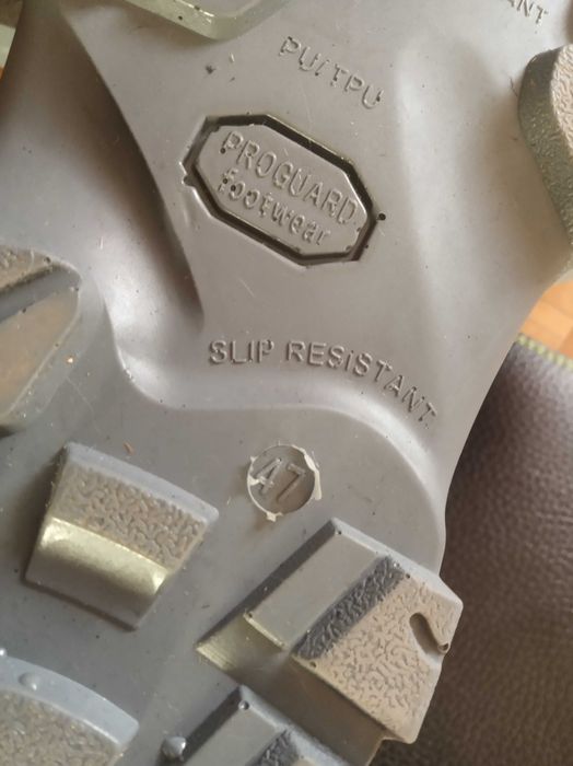 Сапоги рабочие, спецобувь