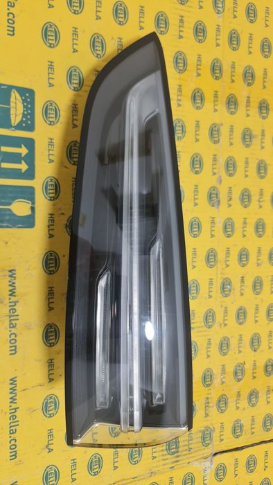 Lampa tripla stop led Porsche Cayenne 3 9y 9y0 9Y0945095K negru black