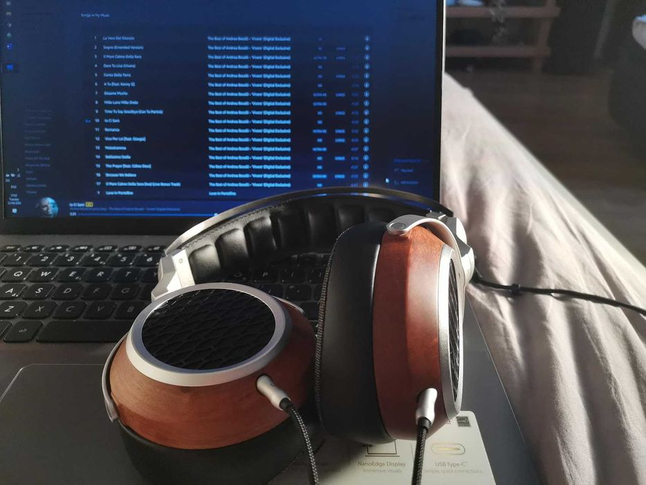 Планарни Hi-Fi слушалки BLON B20 – като нови