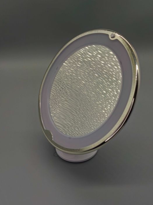 Увеличително козметично огледало Zoom Mirror с LED светлина, 5x увеличение и вендуза