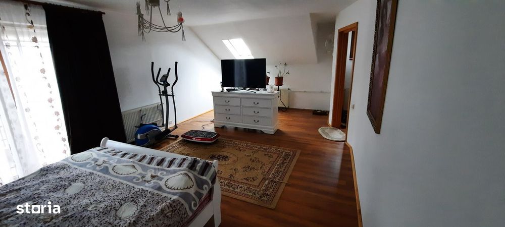 Casa frumoasa la cheie in Hudum