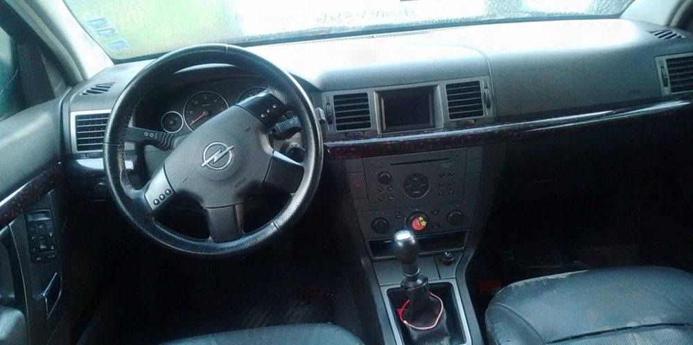 На части Опел Сигнум/Вектра 2.2dti 2004г