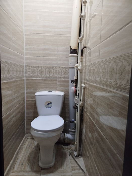 Uy sotiladi Uchtepa 25 kv 3 xonali