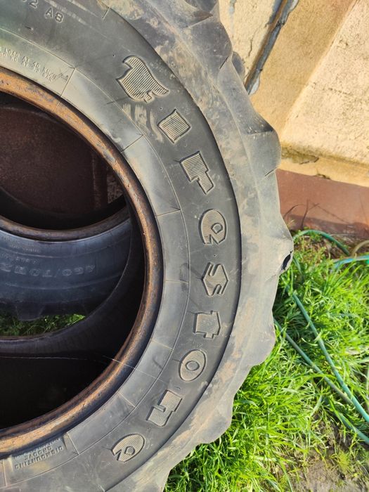 Гуми за телескопичен товарач 460/70-24