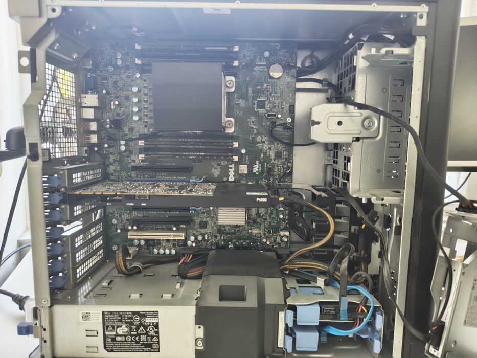 Workstation Dell Precision Tower 5810