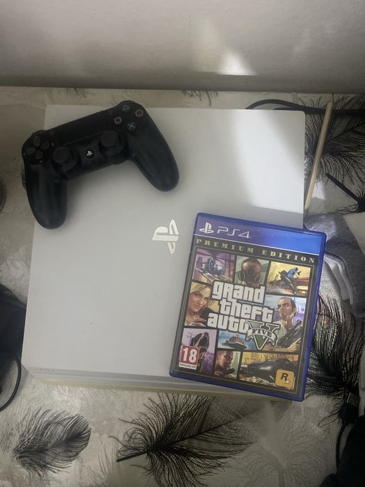 Play Station 4 pro, ca nou