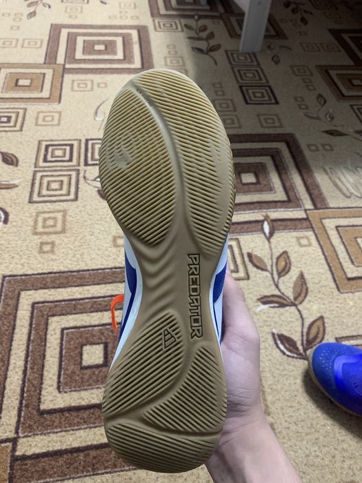 Футзалки Adidas predator