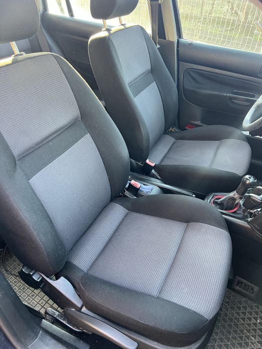 Vand / Dezmembrez  Golf 4 2001 1.9 ALH