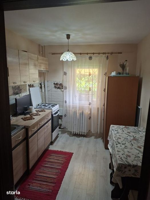 Apartament 2 camere semidecomandat, mobilat si utilat, Craiovita Noua