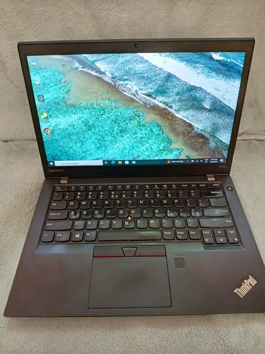 Laptop cu TOUCHSCREEN cu i5 8gb ram  ssd 256gb baterie 3-5 ore